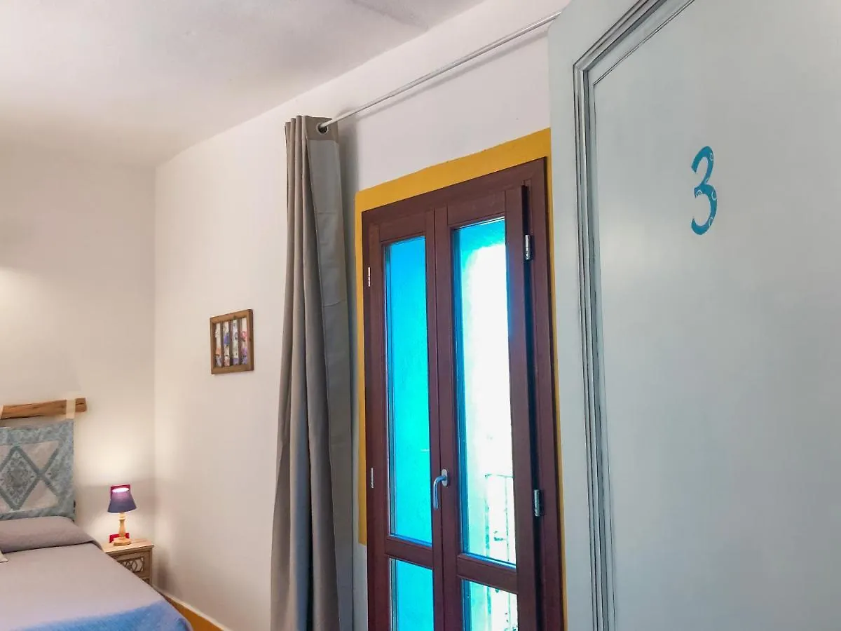 Panoramic Rooms Fora E ' Muros With Sea View Common Terrace , Ammentos Posada Frühstückspension